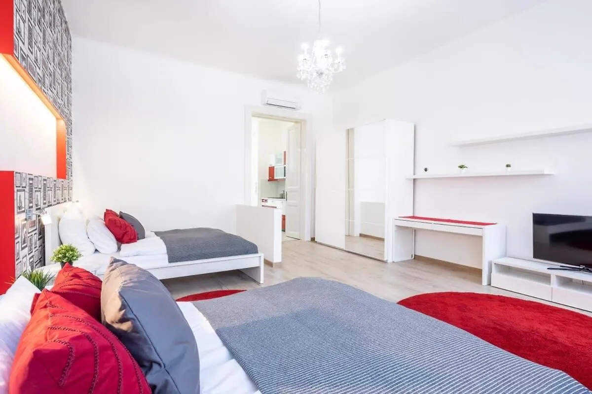 Super Central Convenient Apartment 부다페스트