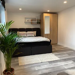 https://billund-newly-renovated-1-bedroom-kitchen.billund-hotels.com