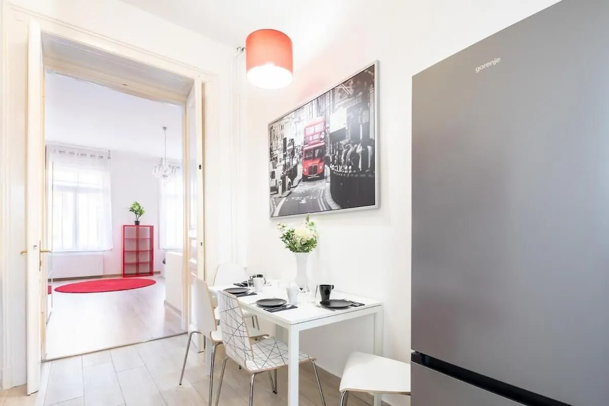 Super Central Convenient Apartment Budapest 0*,
