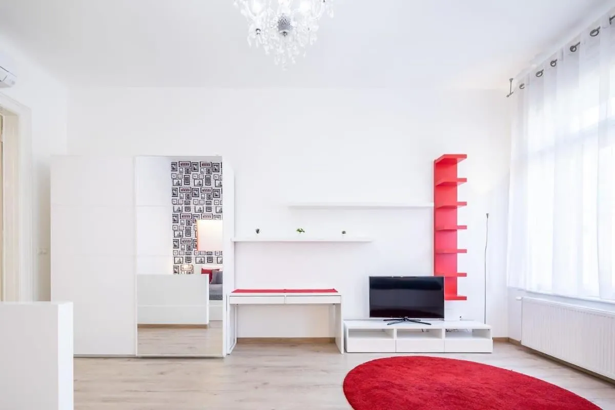 Super Central Convenient Apartment Budapest 0*,